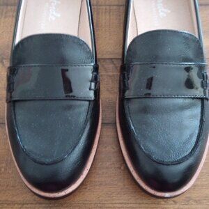 Life Stride Loafets, new with box